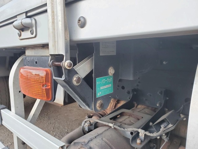 三菱ふそうファイターアルミウイング増トン（6t・8t）[写真17]