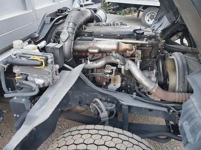 三菱ふそうファイターアルミウイング増トン（6t・8t）[写真31]