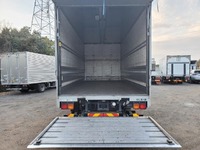 三菱ふそうファイターアルミウイング増トン（6t・8t）[写真07]