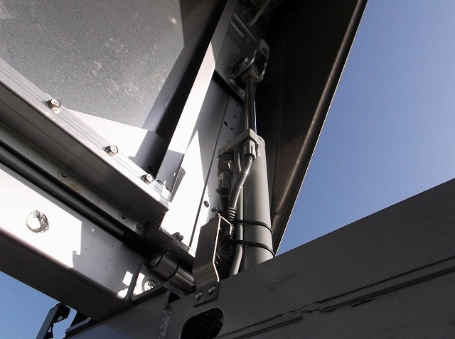 三菱ふそうキャンターアルミウイング小型（2t・3t）[写真12]