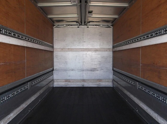 三菱ふそうキャンターアルミウイング小型（2t・3t）[写真15]