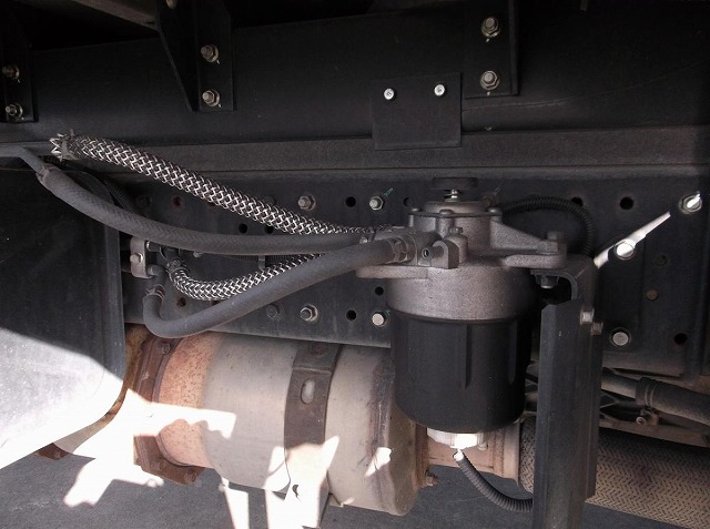 三菱ふそうキャンターアルミウイング小型（2t・3t）[写真25]