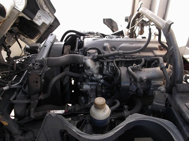 三菱ふそうキャンターアルミウイング小型（2t・3t）[写真35]