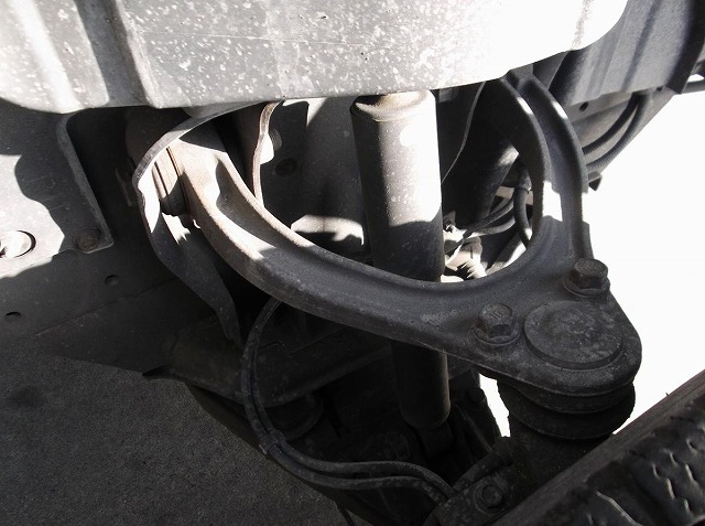 三菱ふそうキャンターアルミウイング小型（2t・3t）[写真37]