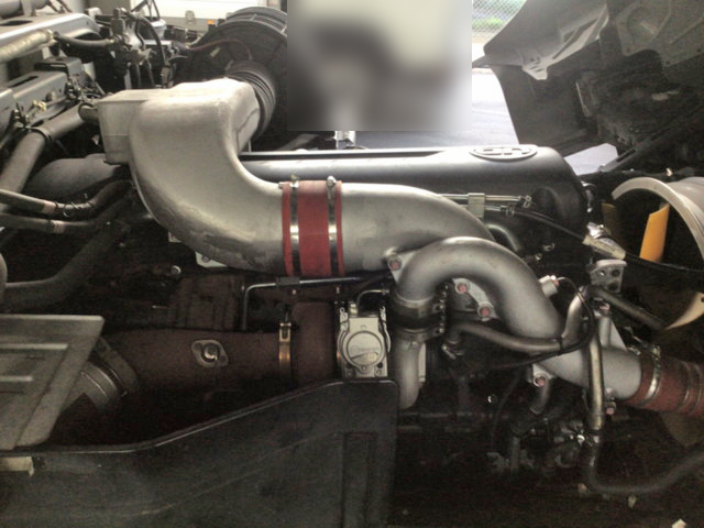 UDトラックスクオンアルミウイング大型（10t）[写真17]