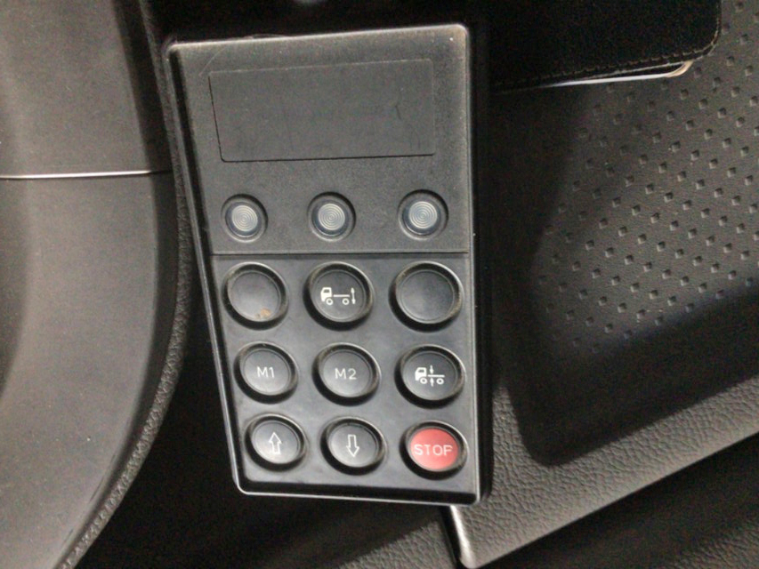 UDトラックスクオンアルミウイング大型（10t）[写真21]