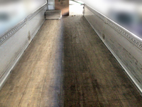 UDトラックスクオンアルミウイング大型（10t）[写真06]