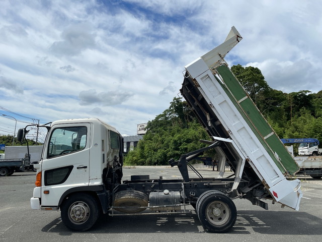 日野レンジャーダンプ中型（4t）[写真06]