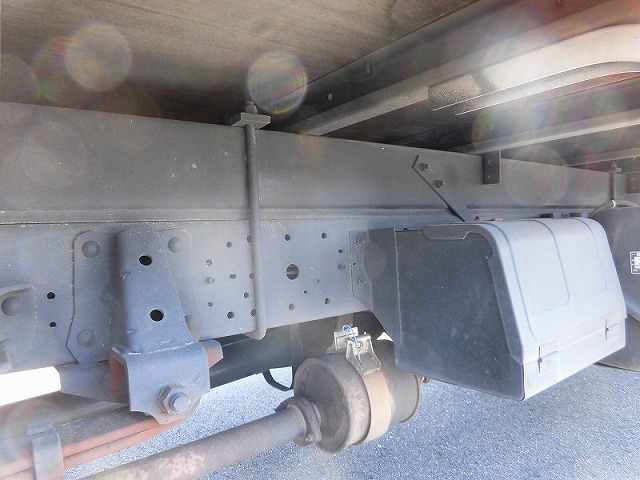 日産アトラスアルミバン小型（2t・3t）[写真10]