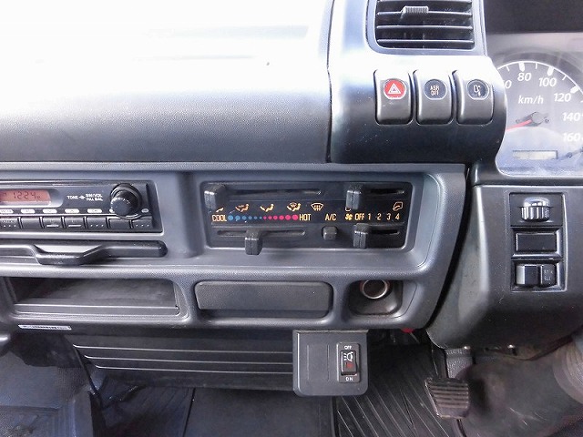 日産アトラスアルミバン小型（2t・3t）[写真14]