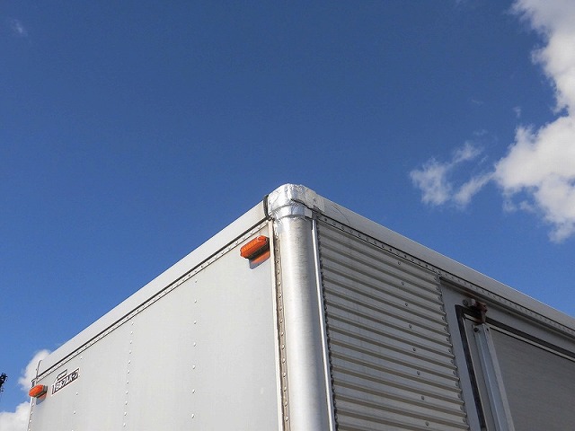 日産アトラスアルミバン小型（2t・3t）[写真23]