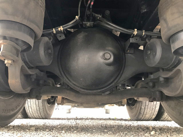 UDトラックスクオンクレーン4段大型（10t）[写真26]