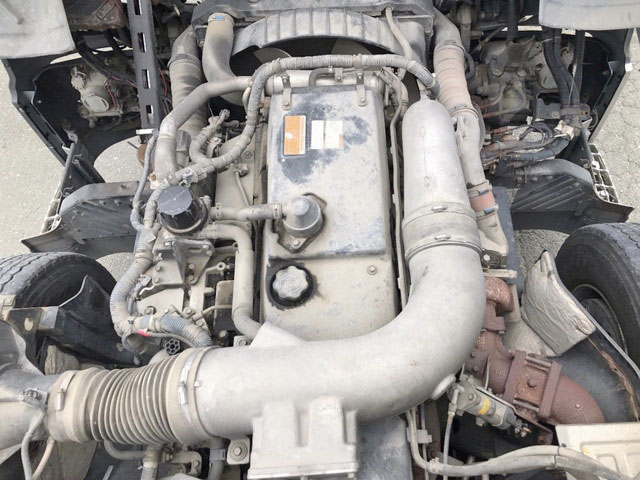 UDトラックスクオンクレーン4段大型（10t）[写真27]