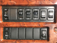 UDトラックスクオンクレーン4段大型（10t）[写真38]