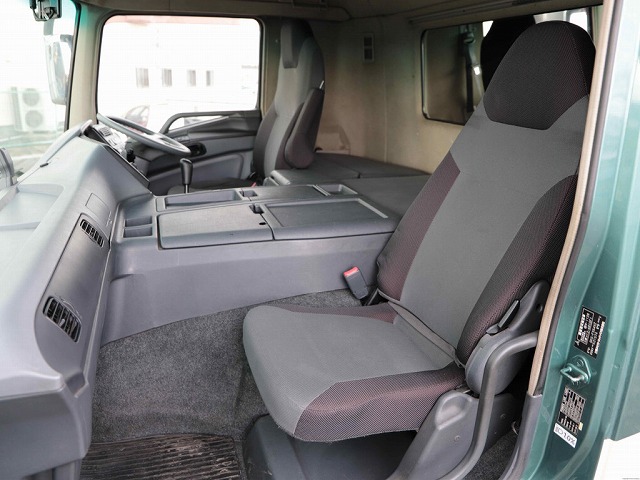 三菱ふそうスーパーグレートパネルウイング大型（10t）[写真17]