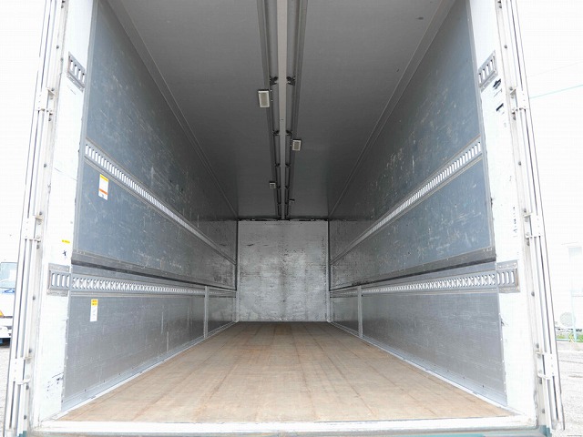 三菱ふそうスーパーグレートパネルウイング大型（10t）[写真09]