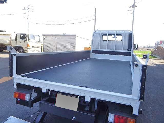 トヨタダイナ平ボディ小型（2t・3t）[写真08]