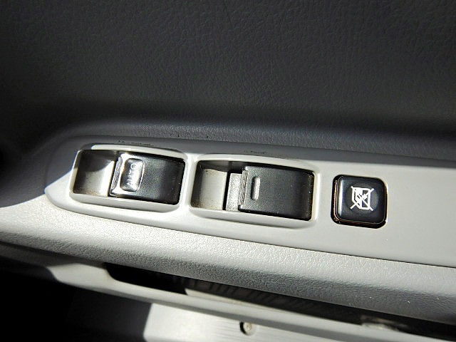 トヨタトヨエースアルミバン小型（2t・3t）[写真19]