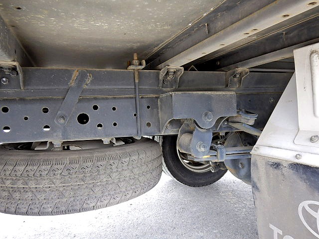 トヨタトヨエースアルミバン小型（2t・3t）[写真32]