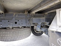 トヨタトヨエースアルミバン小型（2t・3t）[写真32]