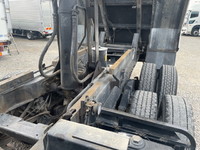 三菱ふそうスーパーグレートダンプ大型（10t）[写真16]