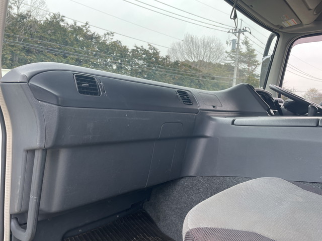 三菱ふそうスーパーグレートダンプ大型（10t）[写真31]