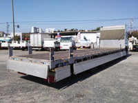 UDトラックスクオンアルミブロック大型（10t）[写真12]