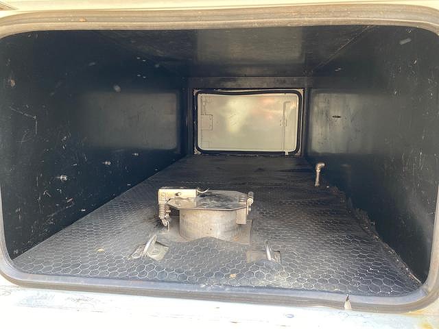 三菱ふそうキャンター高圧洗浄車小型（2t・3t）[写真15]