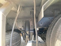 三菱ふそうキャンター高圧洗浄車小型（2t・3t）[写真18]