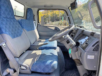 三菱ふそうキャンター高圧洗浄車小型（2t・3t）[写真21]