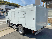 三菱ふそうキャンター高圧洗浄車小型（2t・3t）[写真02]