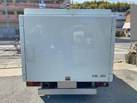 三菱ふそうキャンター高圧洗浄車小型（2t・3t）[写真06]