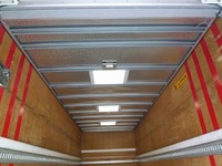 いすゞフォワードパネルバン中型（4t）[写真19]