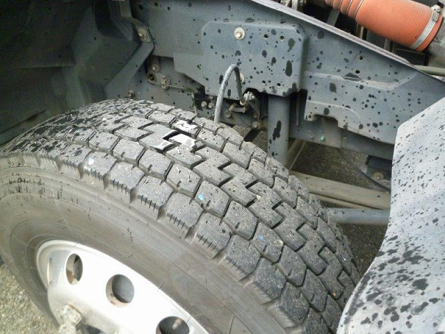 いすゞフォワードパネルバン中型（4t）[写真32]