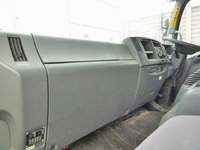 いすゞフォワードパネルバン中型（4t）[写真05]