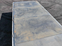 三菱ふそうキャンター平ボディ小型（2t・3t）[写真11]