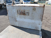 三菱ふそうキャンター平ボディ小型（2t・3t）[写真12]