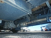 三菱ふそうキャンター平ボディ小型（2t・3t）[写真16]