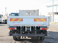 三菱ふそうキャンター平ボディ小型（2t・3t）[写真04]