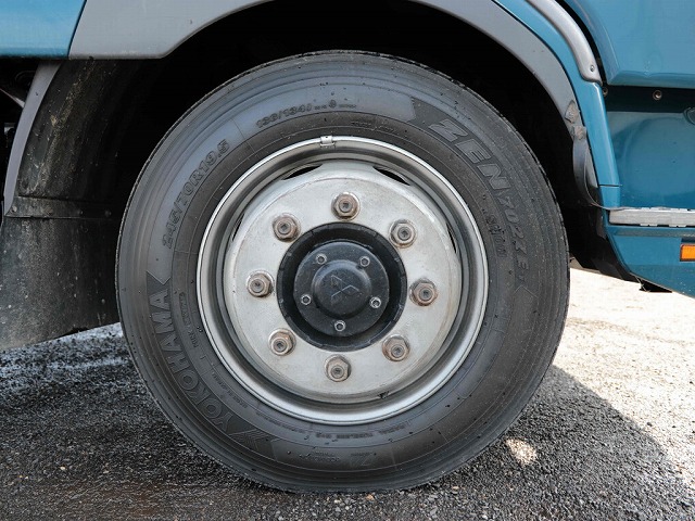 三菱ふそうファイタークレーン3段増トン（6t・8t）[写真14]