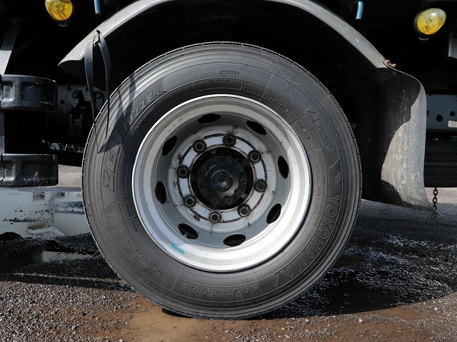 三菱ふそうファイタークレーン3段増トン（6t・8t）[写真15]