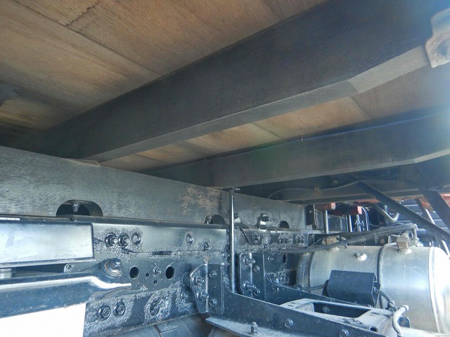 三菱ふそうファイタークレーン3段増トン（6t・8t）[写真18]