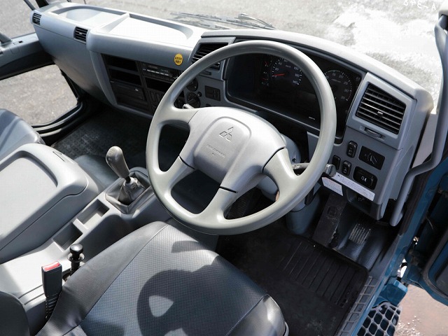 三菱ふそうファイタークレーン3段増トン（6t・8t）[写真20]