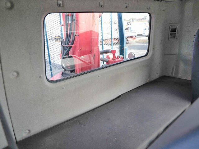 三菱ふそうファイタークレーン3段増トン（6t・8t）[写真21]