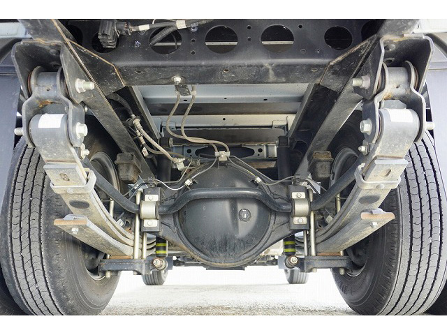 日野デュトロ平ボディ小型（2t・3t）[写真15]