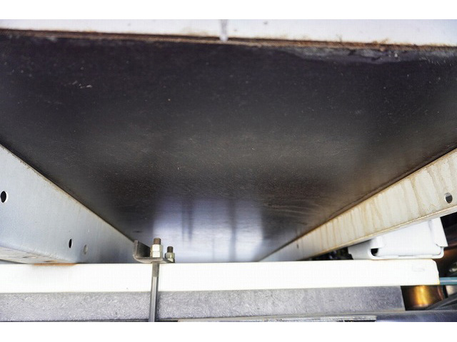 日野デュトロ平ボディ小型（2t・3t）[写真19]