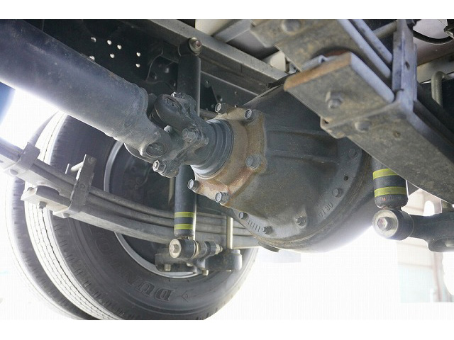 日野デュトロ平ボディ小型（2t・3t）[写真20]