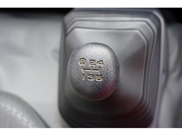 日野デュトロ平ボディ小型（2t・3t）[写真30]