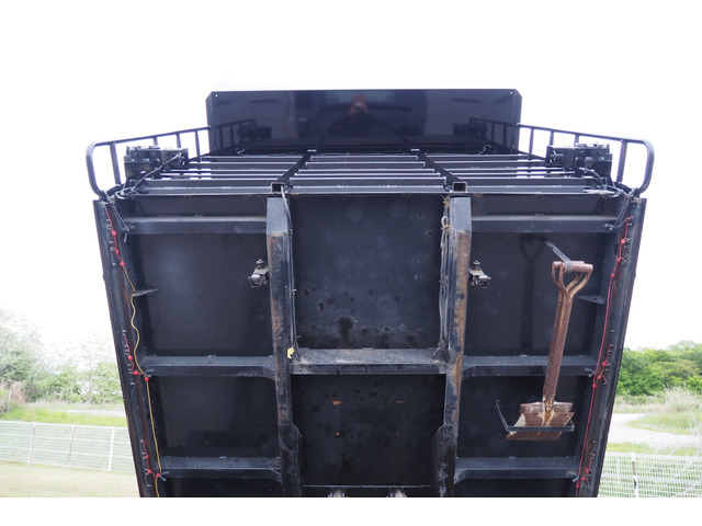 日野レンジャー深ダンプ（土砂禁ダンプ）中型（4t）[写真17]