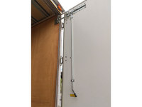 いすゞエルフアルミバン小型（2t・3t）[写真13]